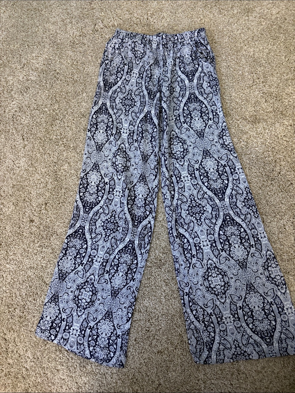 Women’s Printed Wide-Leg Lounge Pants - Black & White